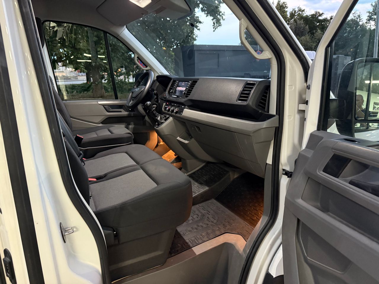 Imagen 6 del Volkswagen Crafter en Auto Select Edition, Figueres