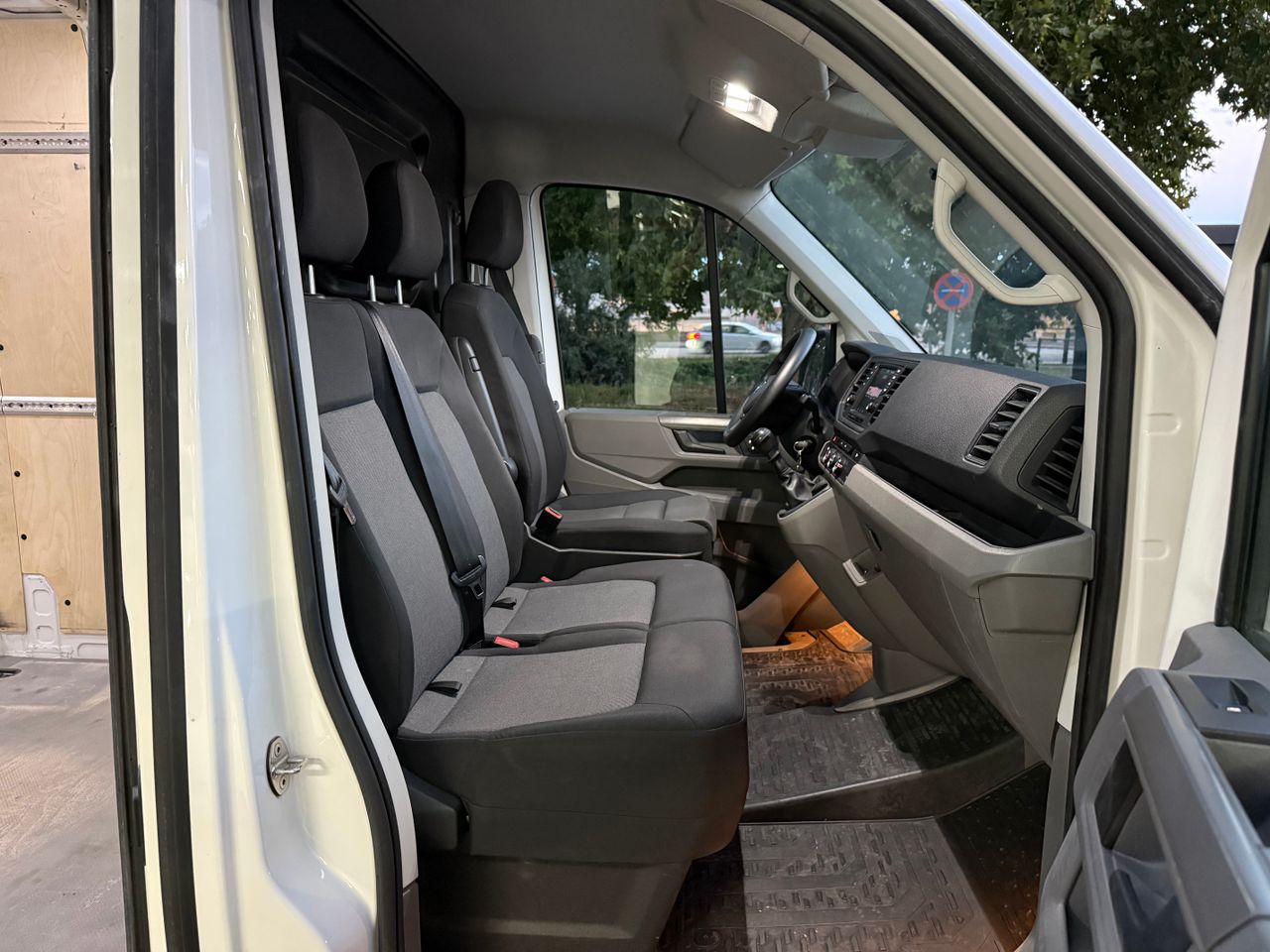 Imagen 7 del Volkswagen Crafter en Auto Select Edition, Figueres