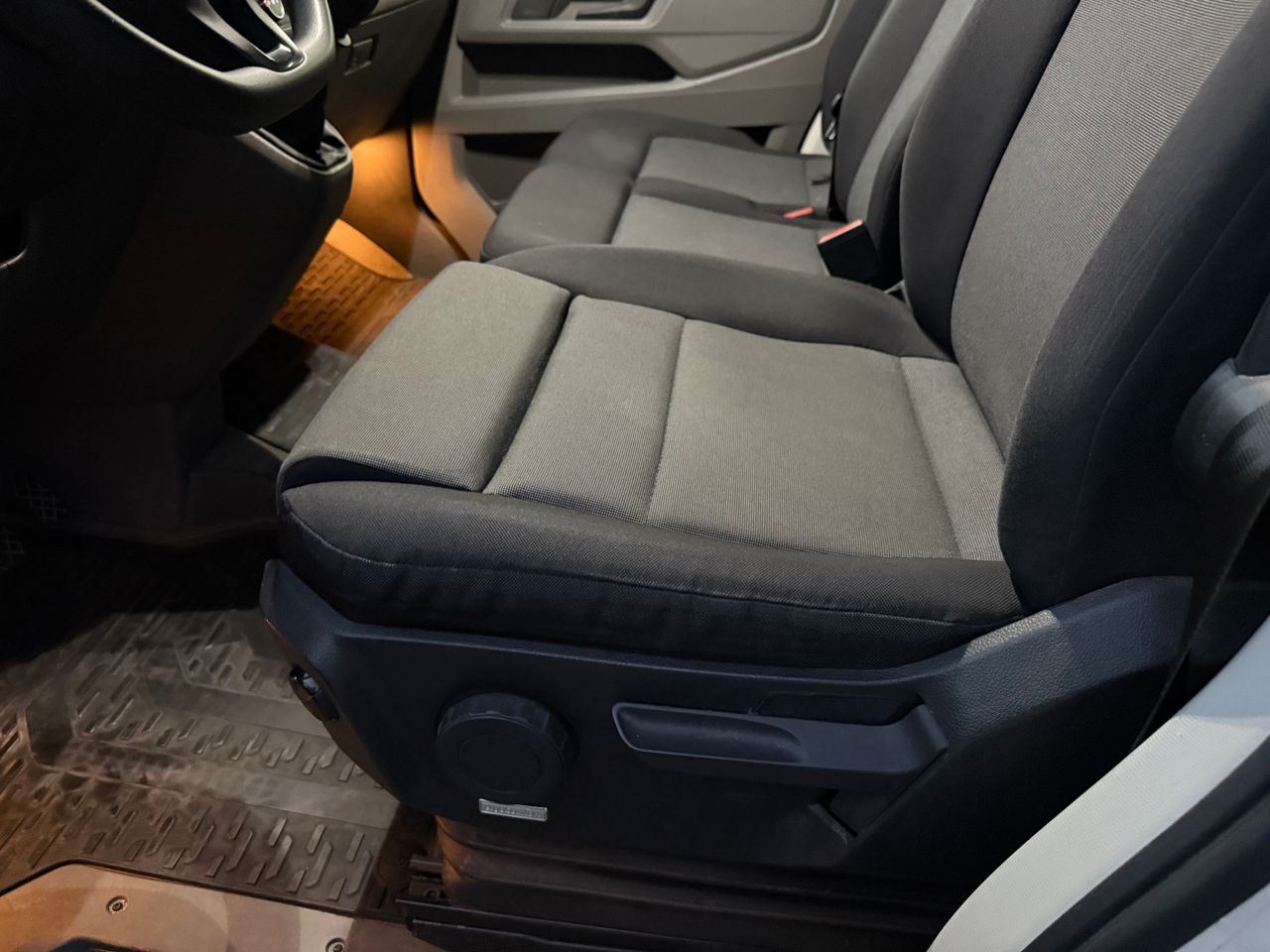 Imagen 16 del Volkswagen Crafter en Auto Select Edition, Figueres