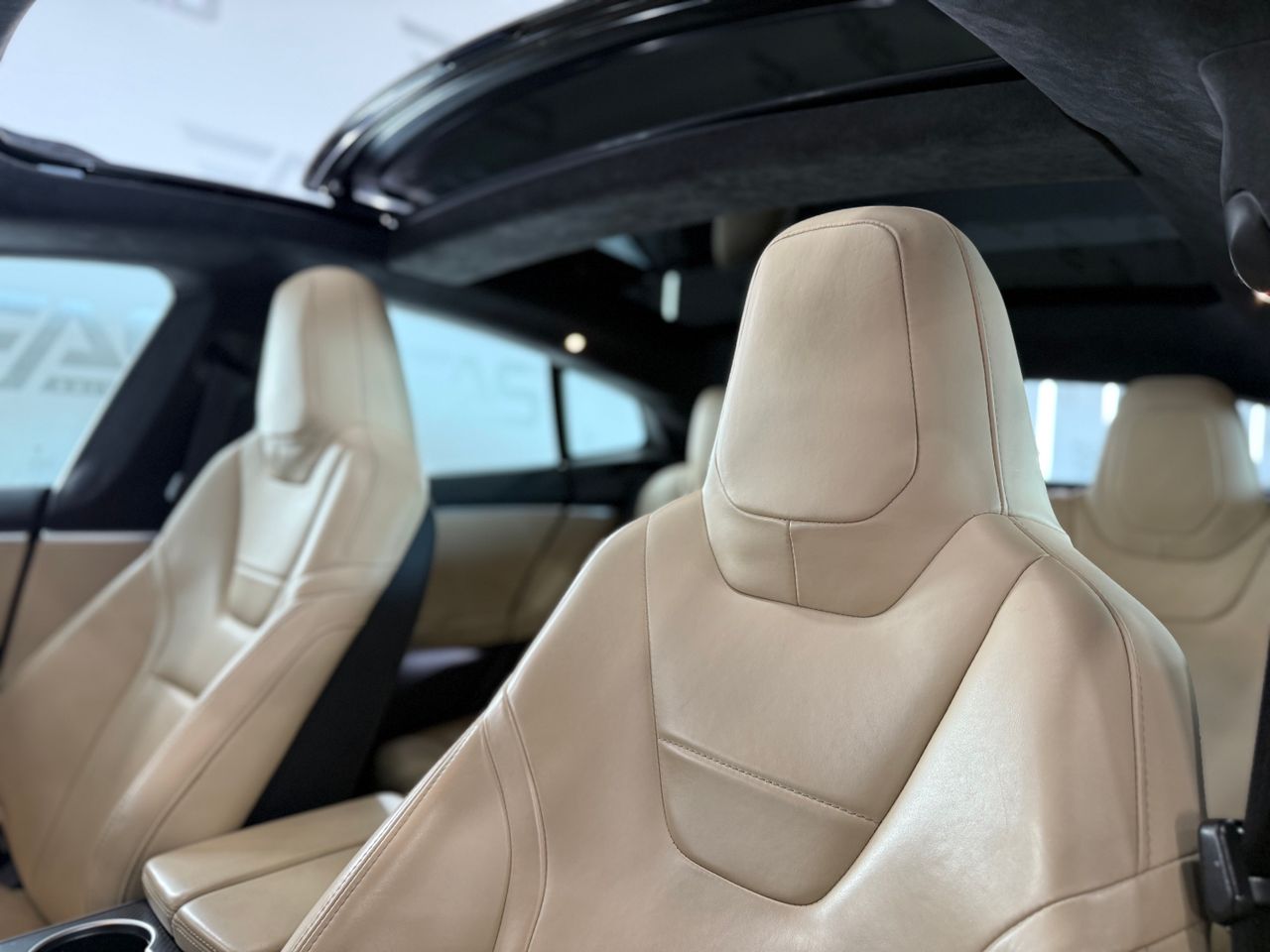 Imagen 180 del Tesla Model S en Auto Select Edition, Figueres
