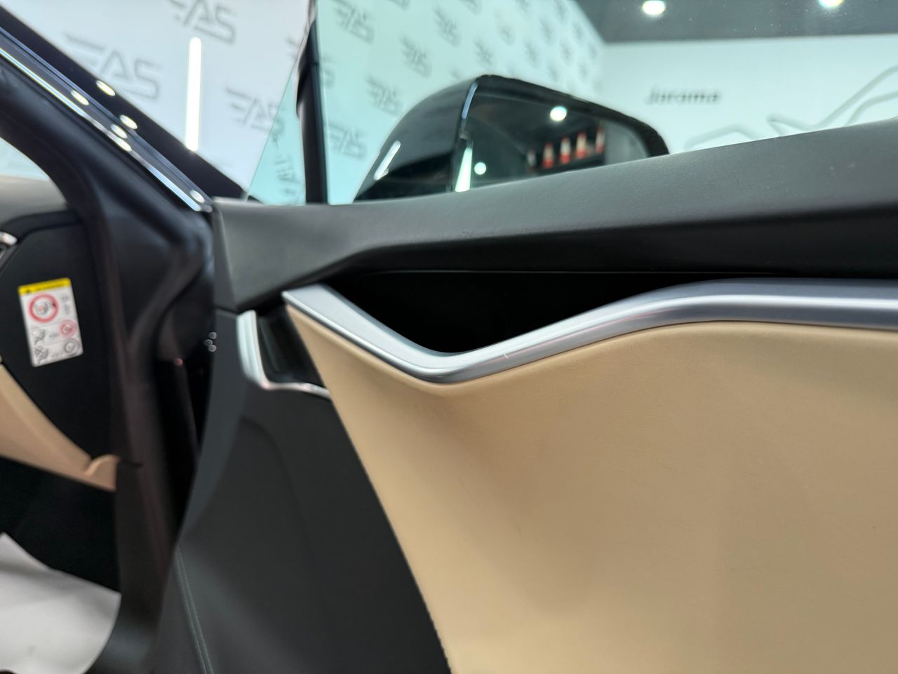 Imagen 103 del Tesla Model S en Auto Select Edition, Figueres