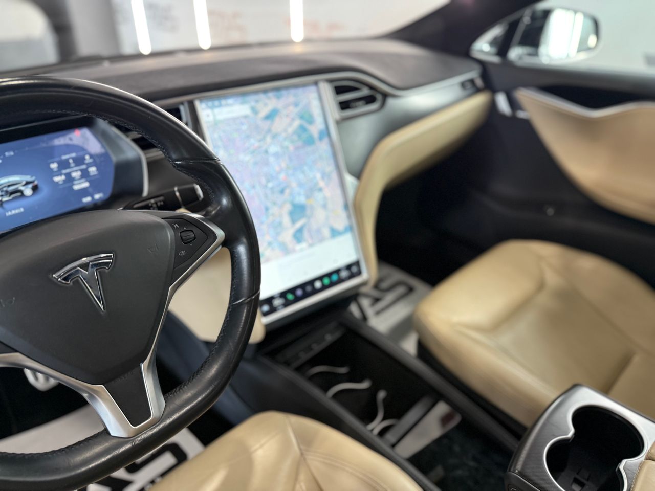 Imagen 188 del Tesla Model S en Auto Select Edition, Figueres