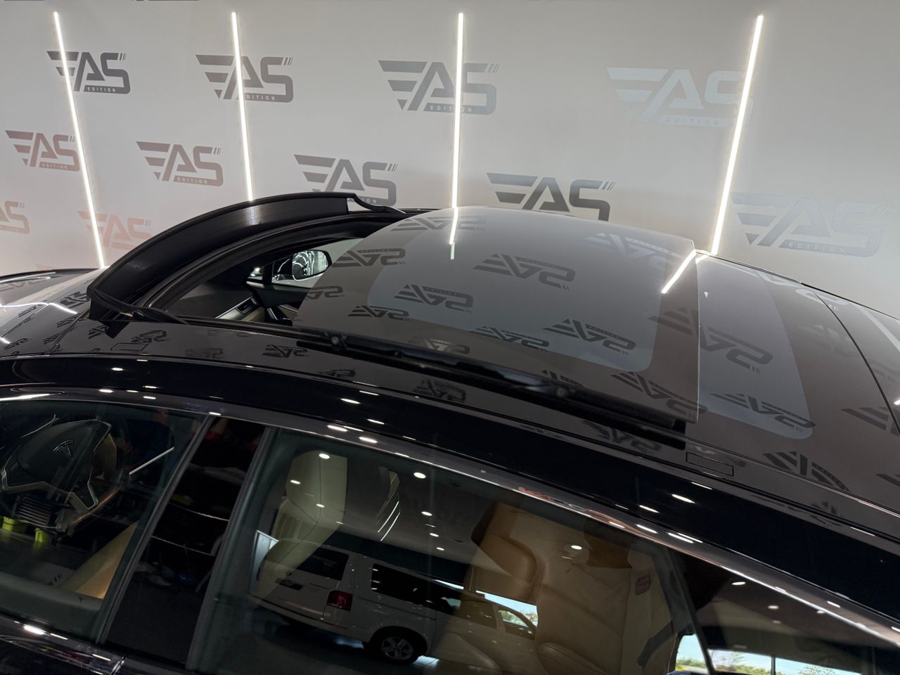 Imagen 42 del Tesla Model S en Auto Select Edition, Figueres
