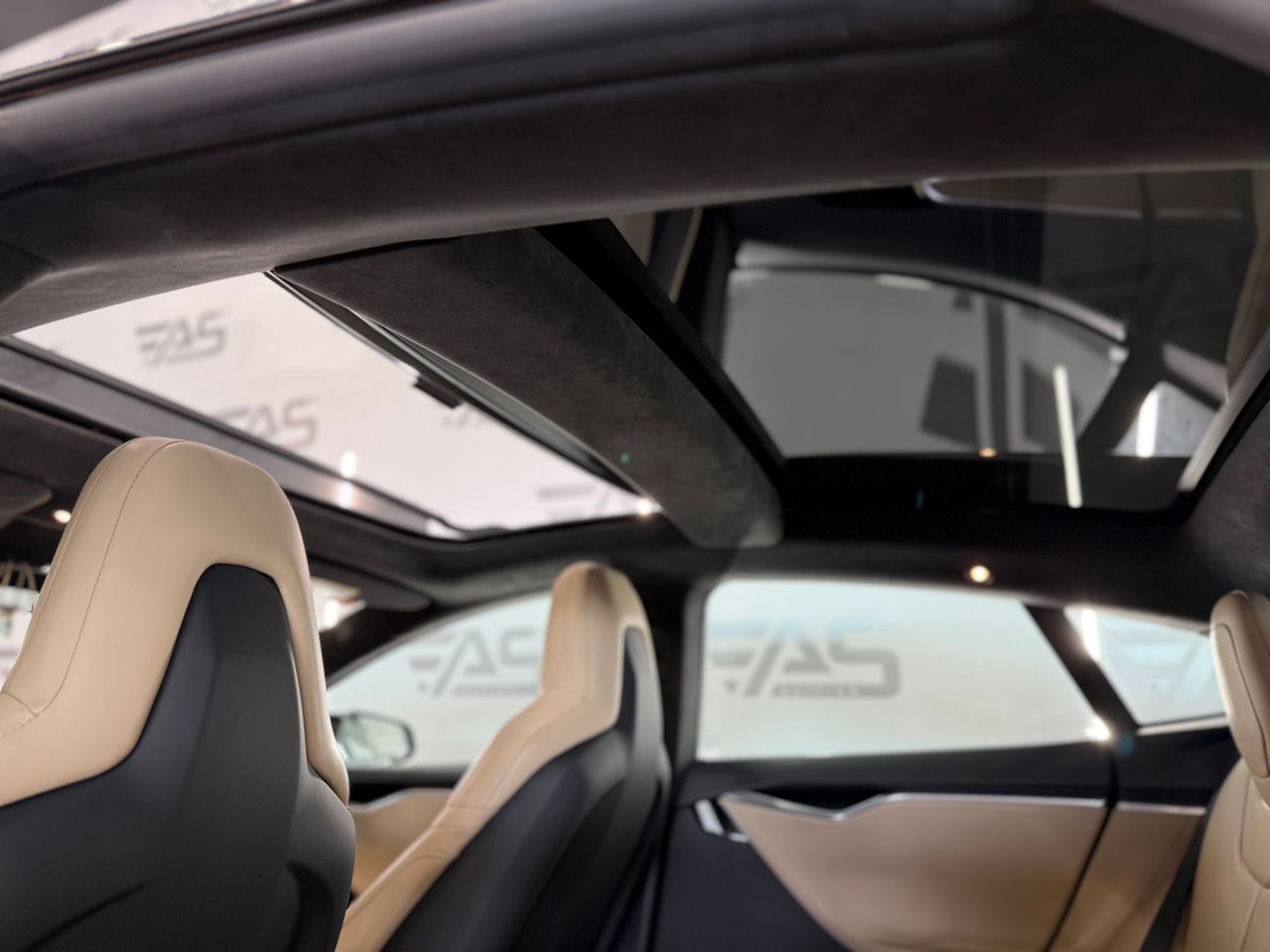 Imagen 156 del Tesla Model S en Auto Select Edition, Figueres