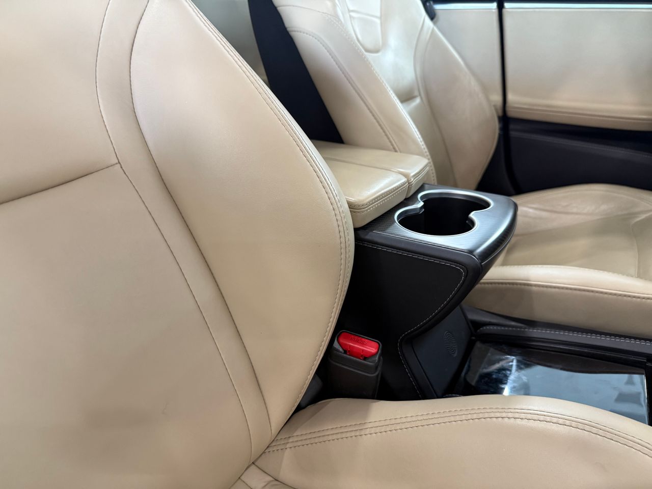 Imagen 119 del Tesla Model S en Auto Select Edition, Figueres