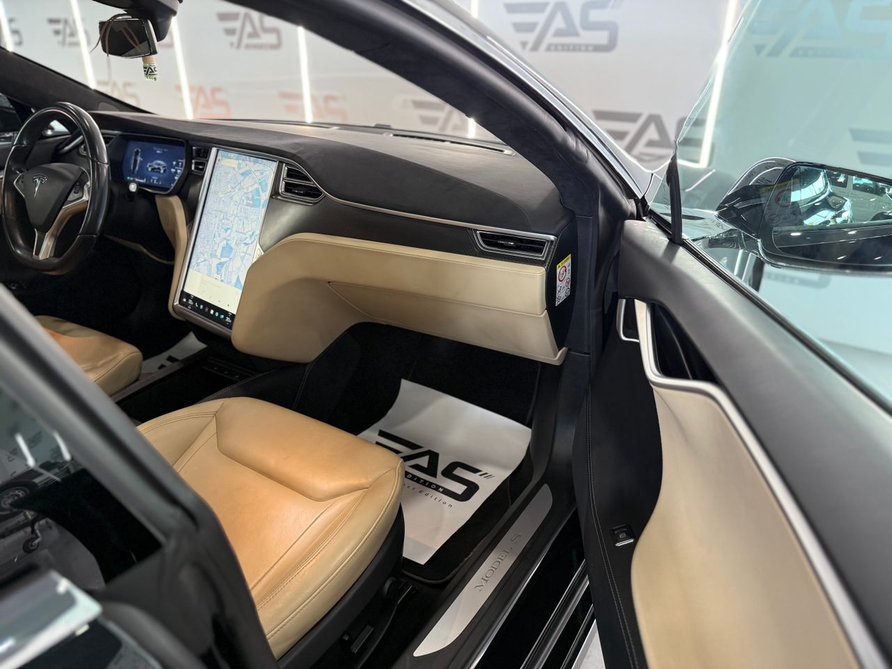 Imagen 198 del Tesla Model S en Auto Select Edition, Figueres