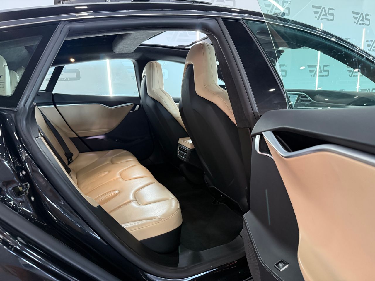 Imagen 129 del Tesla Model S en Auto Select Edition, Figueres