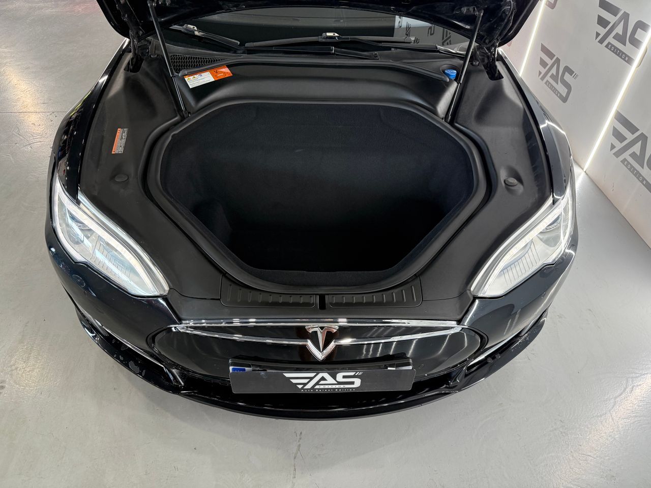 Imagen 59 del Tesla Model S en Auto Select Edition, Figueres