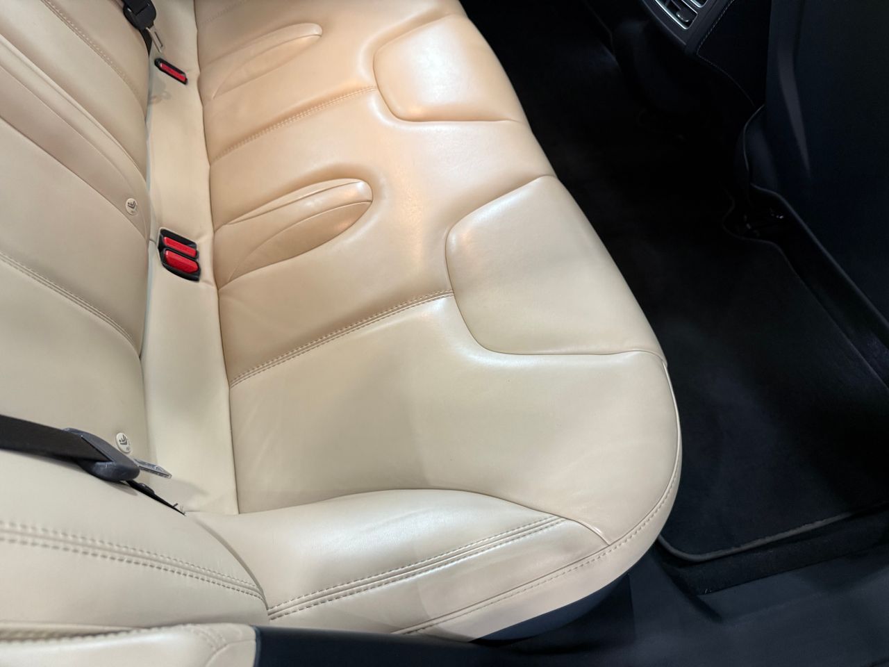 Imagen 135 del Tesla Model S en Auto Select Edition, Figueres