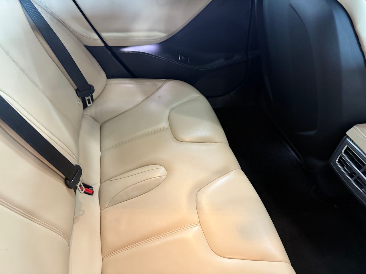 Imagen 136 del Tesla Model S en Auto Select Edition, Figueres