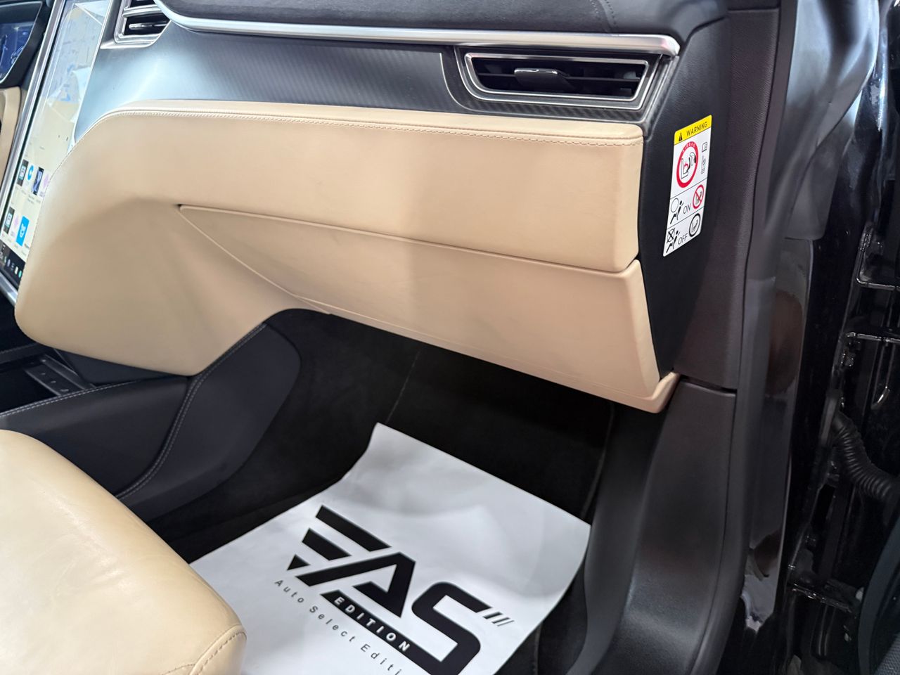 Imagen 111 del Tesla Model S en Auto Select Edition, Figueres