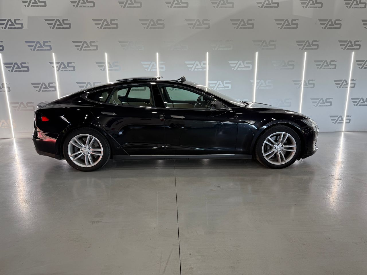 Imagen 7 del Tesla Model S en Auto Select Edition, Figueres