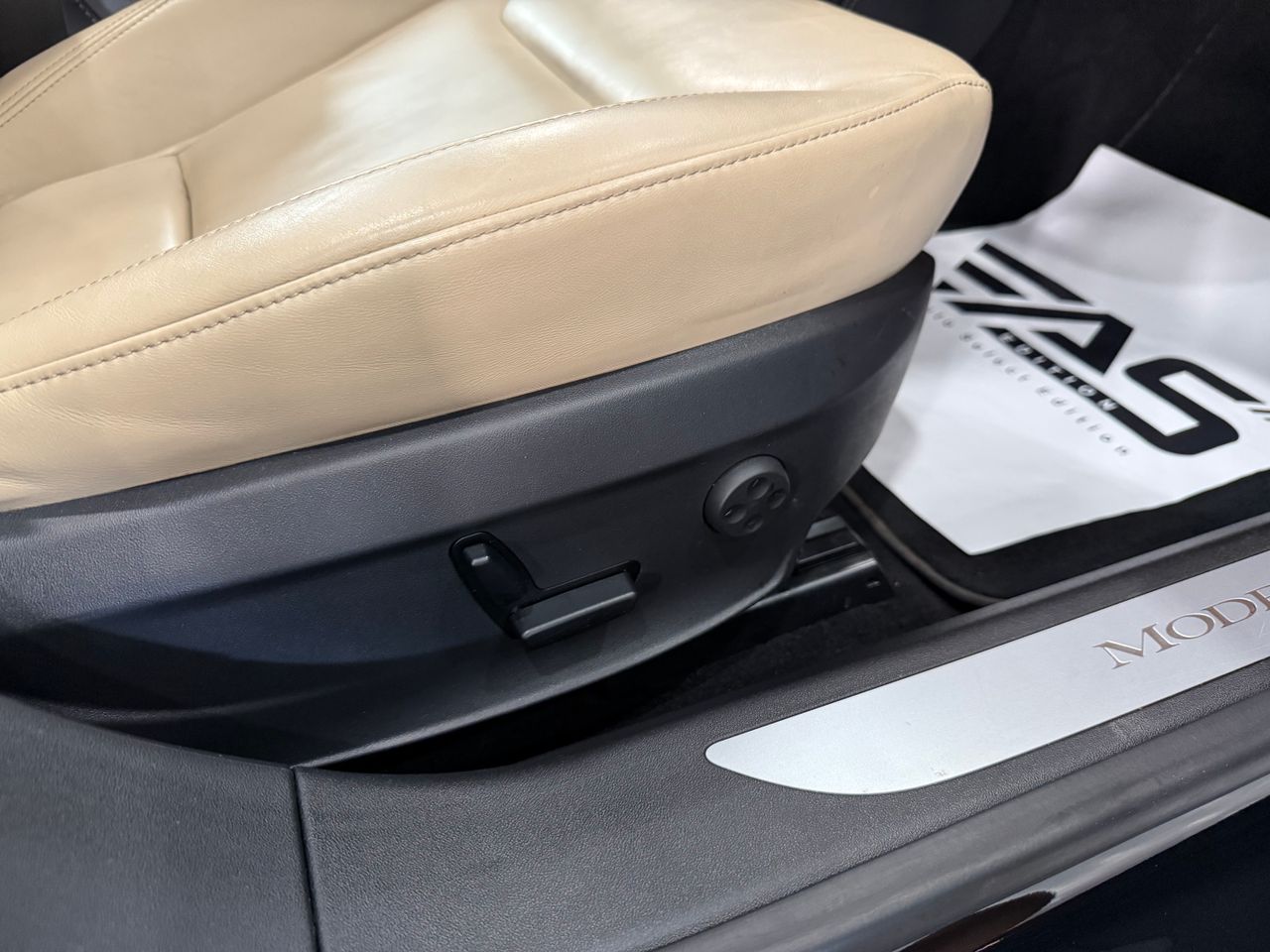 Imagen 107 del Tesla Model S en Auto Select Edition, Figueres