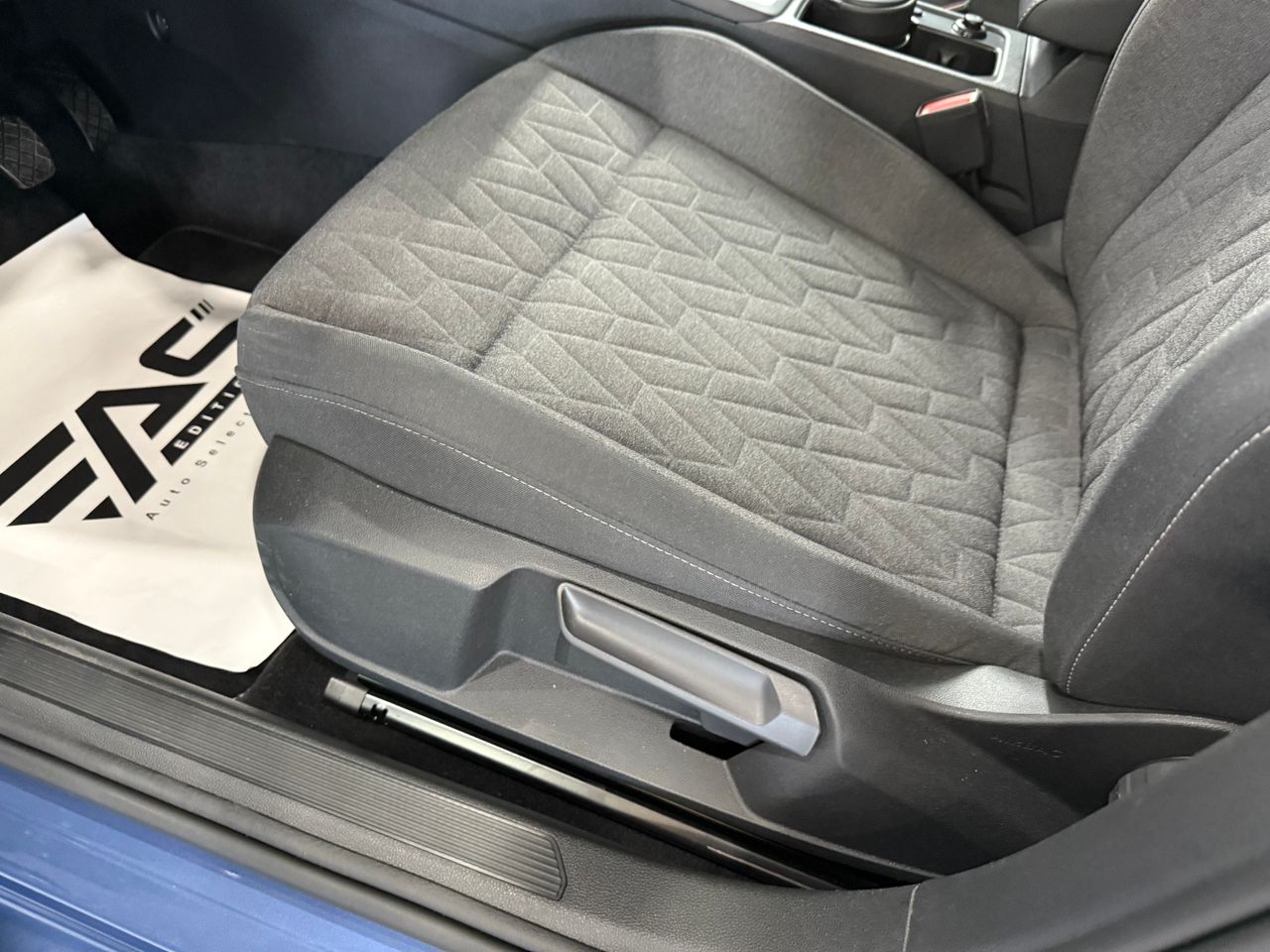 Imagen 175 del Volkswagen Golf en Auto Select Edition, Figueres