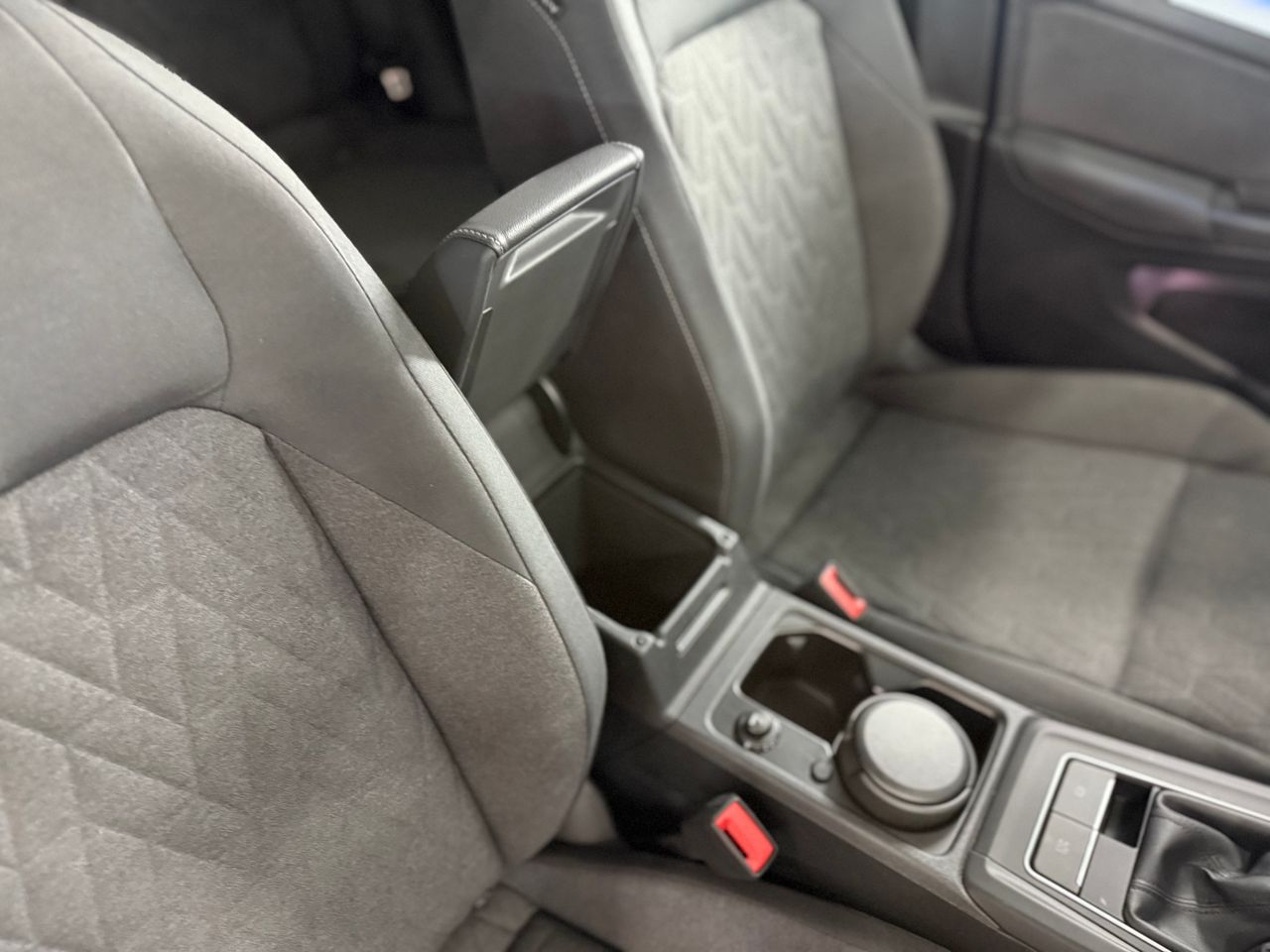 Imagen 102 del Volkswagen Golf en Auto Select Edition, Figueres