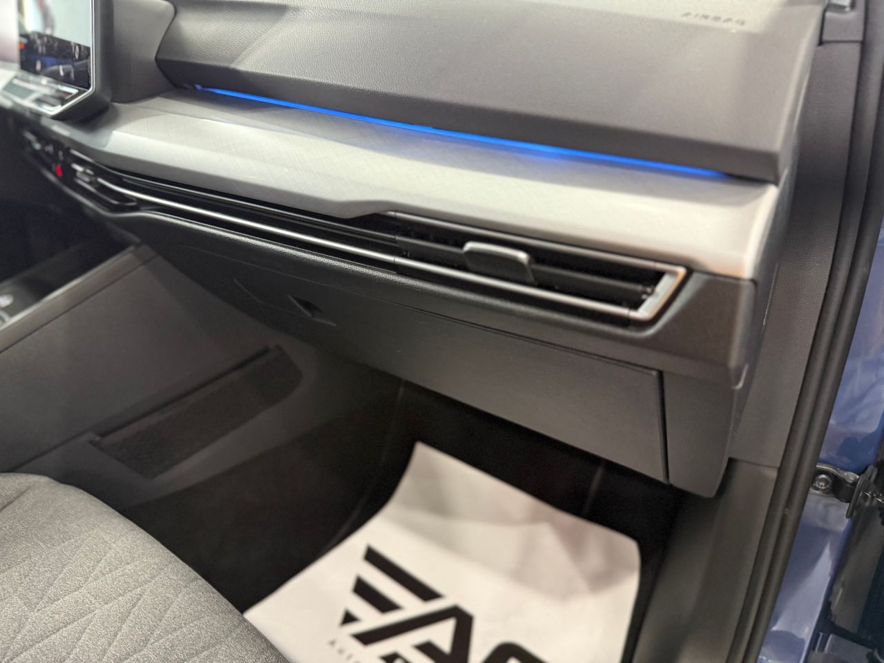 Imagen 95 del Volkswagen Golf en Auto Select Edition, Figueres