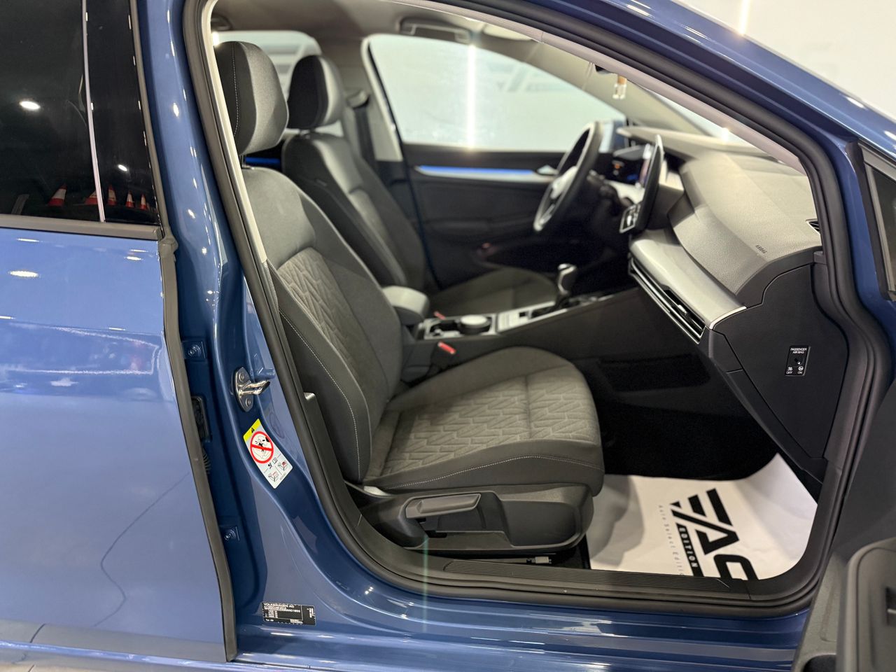 Imagen 92 del Volkswagen Golf en Auto Select Edition, Figueres