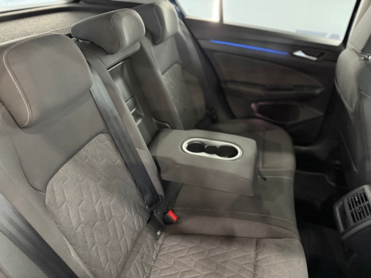 Imagen 123 del Volkswagen Golf en Auto Select Edition, Figueres