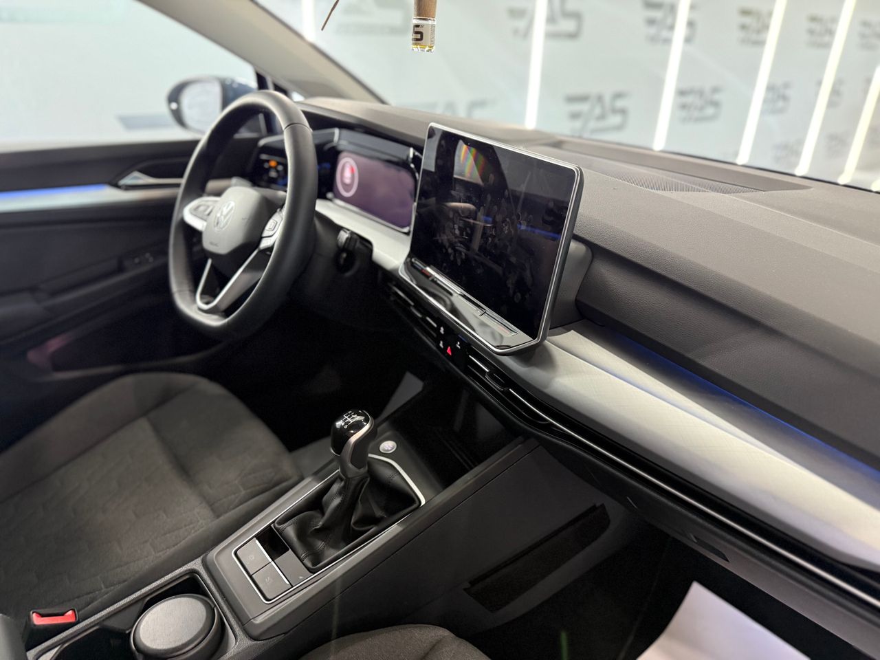 Imagen 97 del Volkswagen Golf en Auto Select Edition, Figueres