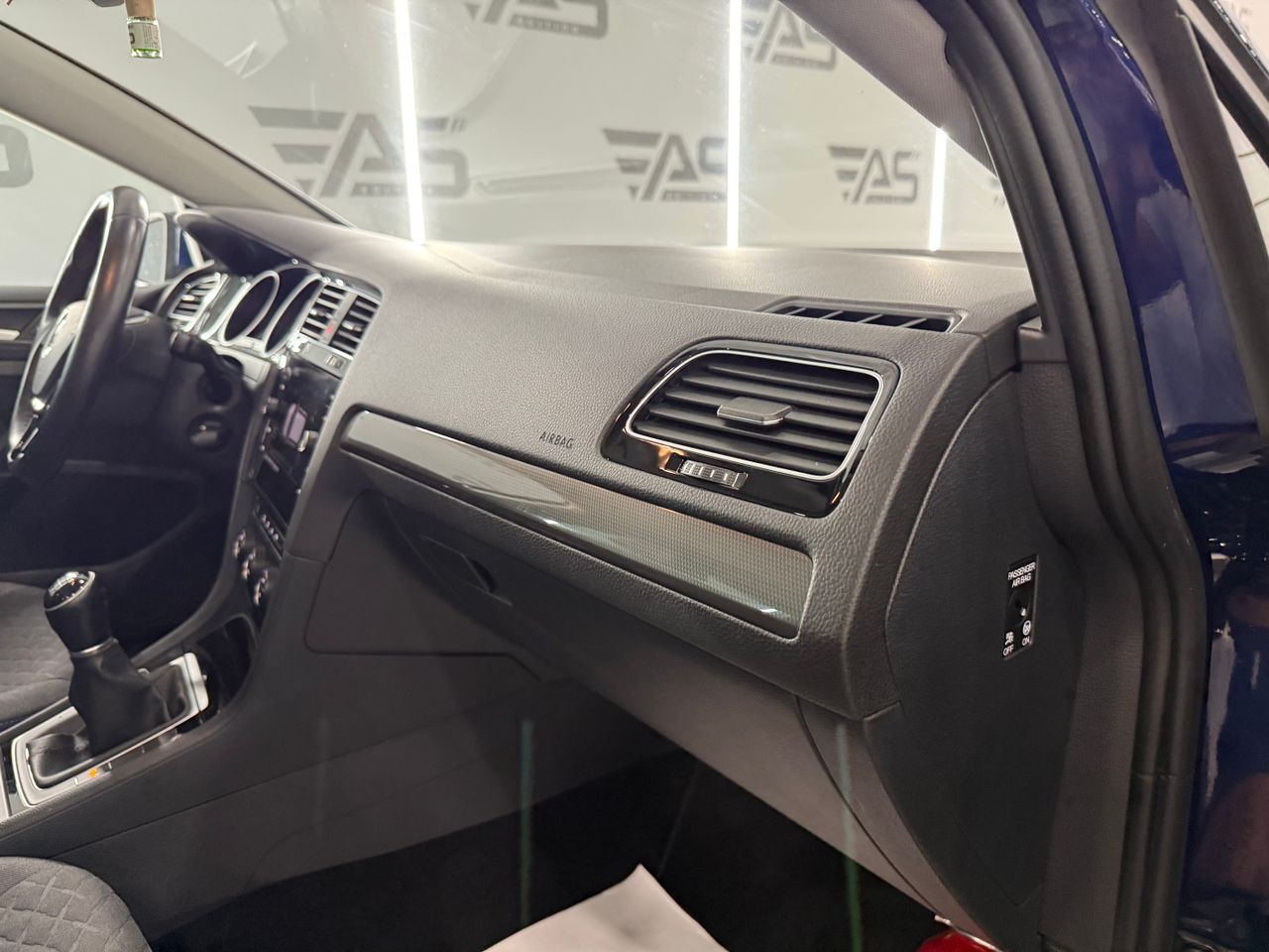 Imagen 125 del Volkswagen Golf en Auto Select Edition, Figueres