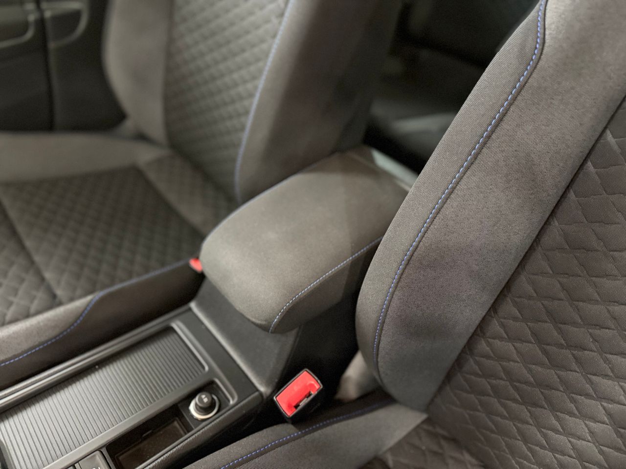 Imagen 192 del Volkswagen Golf en Auto Select Edition, Figueres