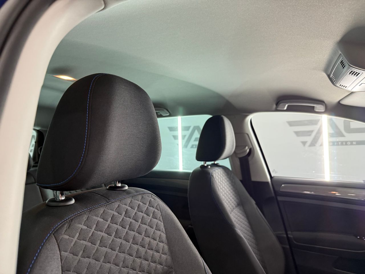 Imagen 108 del Volkswagen Golf en Auto Select Edition, Figueres