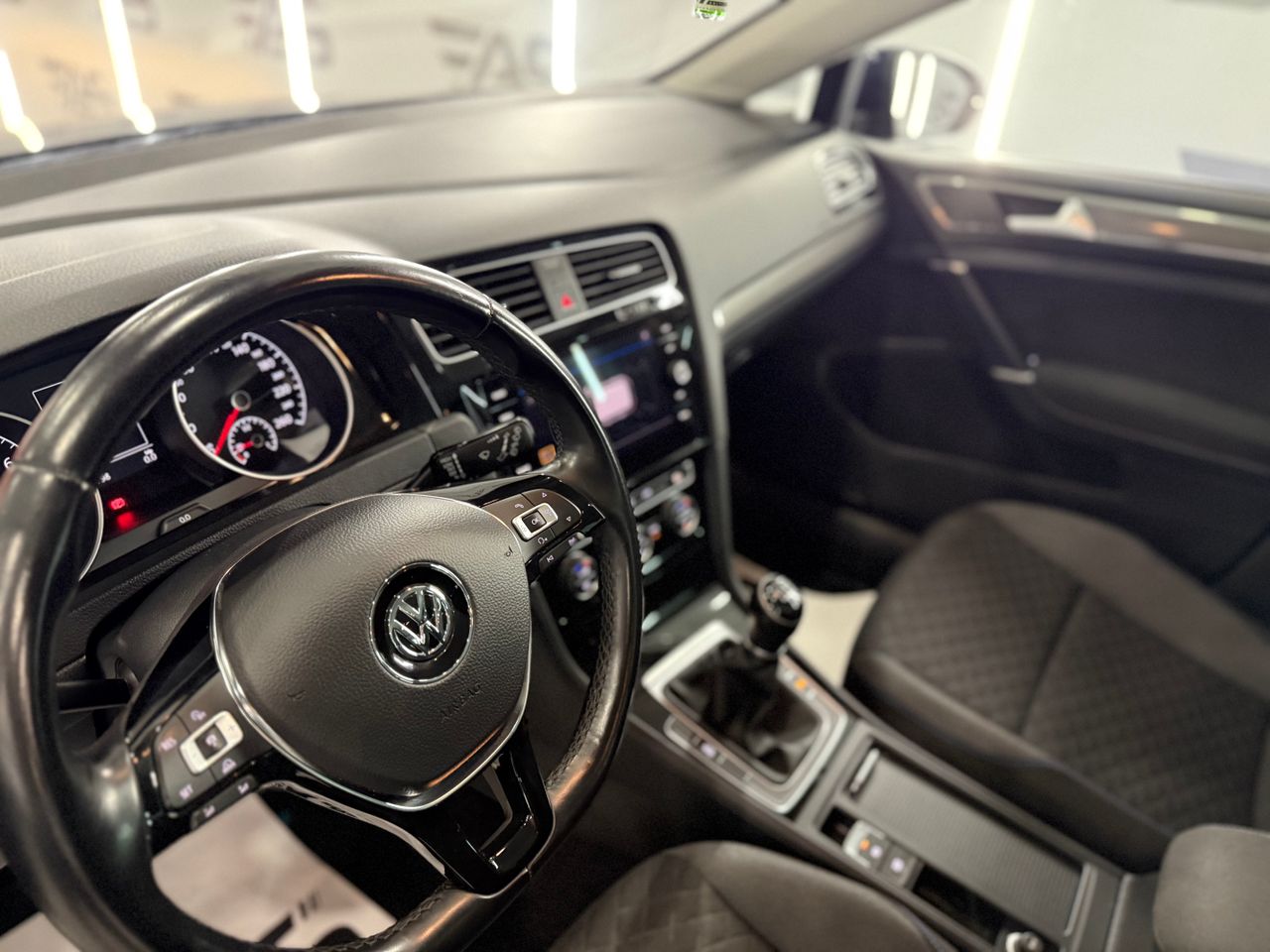 Imagen 194 del Volkswagen Golf en Auto Select Edition, Figueres