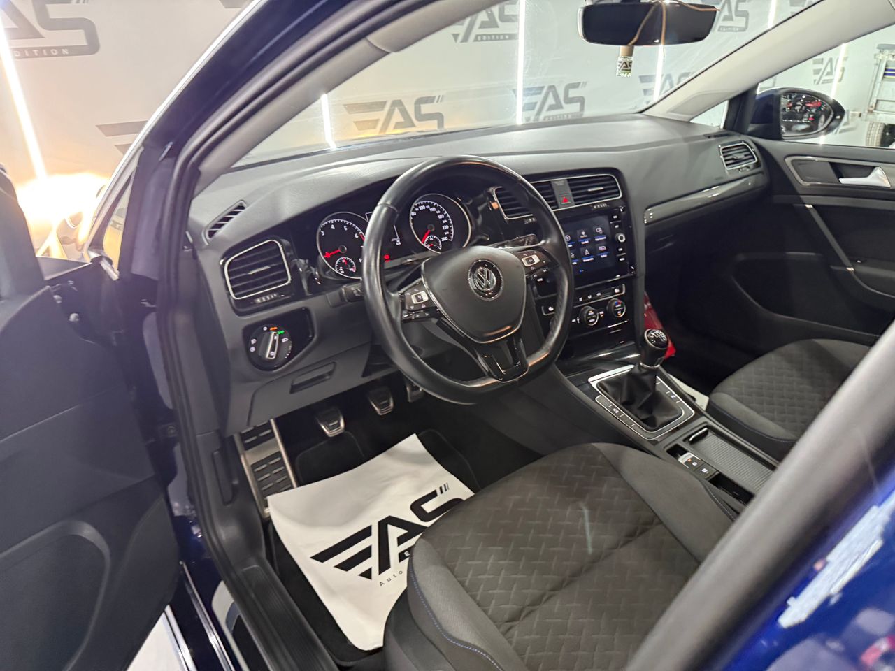 Imagen 156 del Volkswagen Golf en Auto Select Edition, Figueres