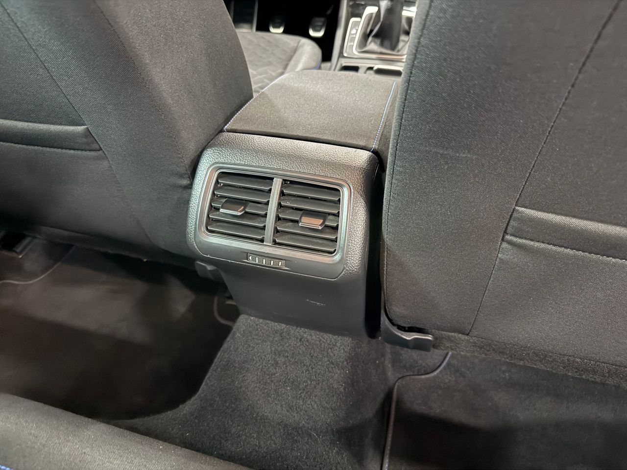 Imagen 131 del Volkswagen Golf en Auto Select Edition, Figueres