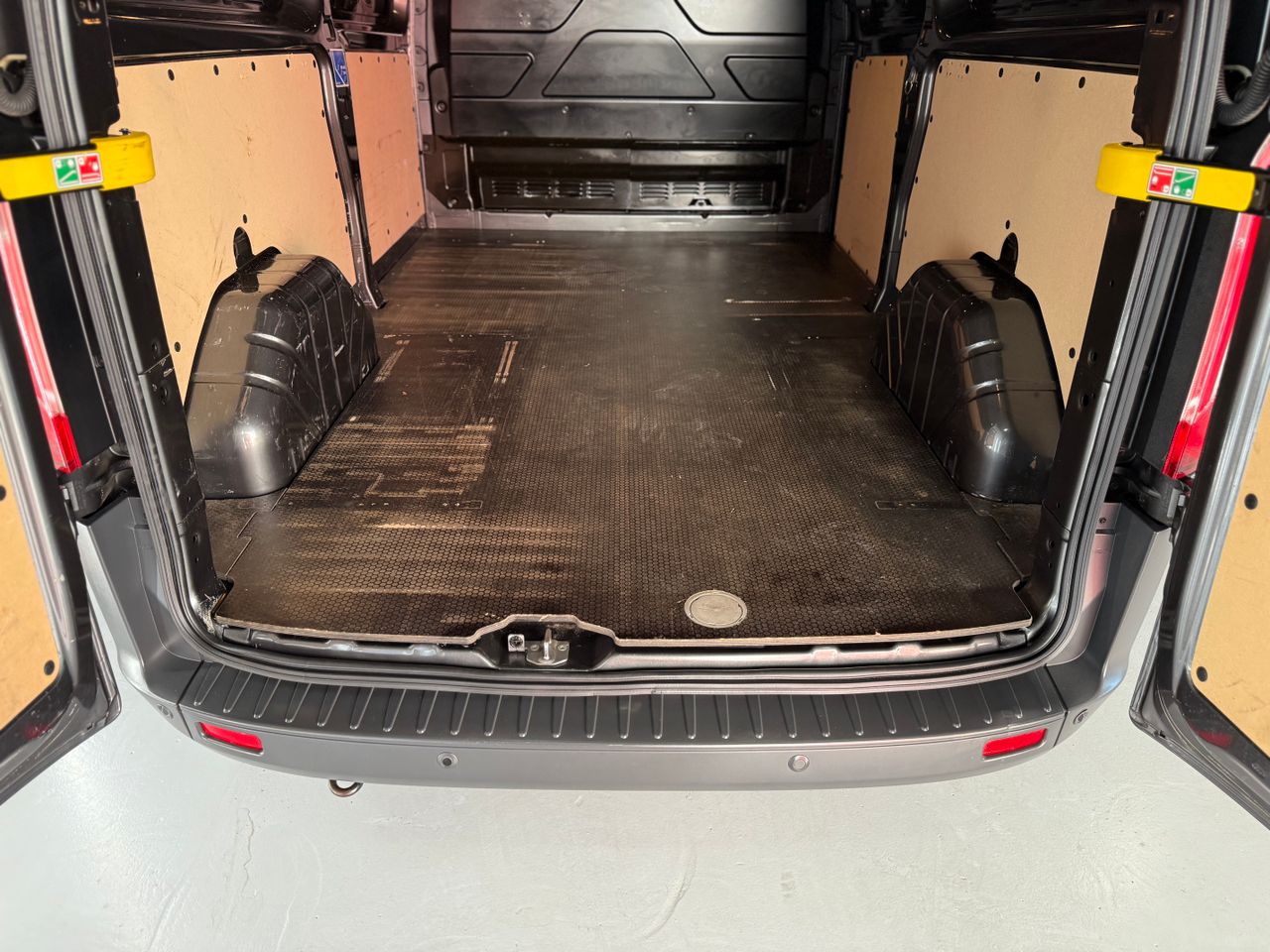 Imagen 167 del Ford Tourneo Custom en Auto Select Edition, Figueres
