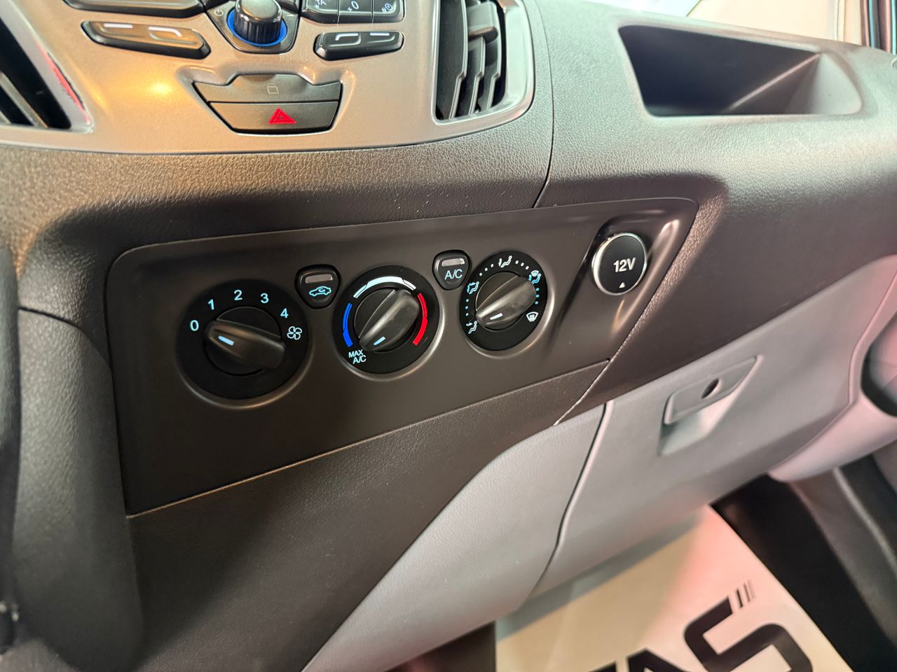 Imagen 99 del Ford Tourneo Custom en Auto Select Edition, Figueres