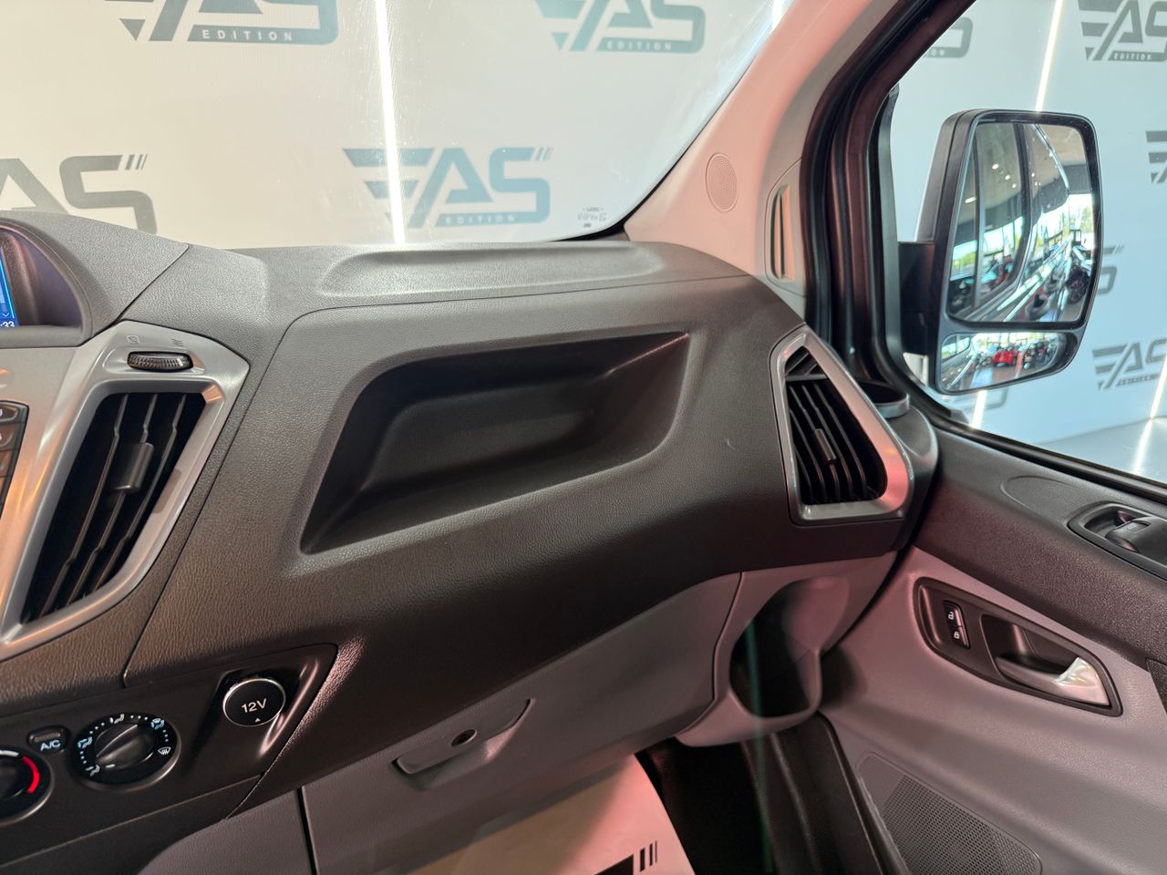 Imagen 101 del Ford Tourneo Custom en Auto Select Edition, Figueres