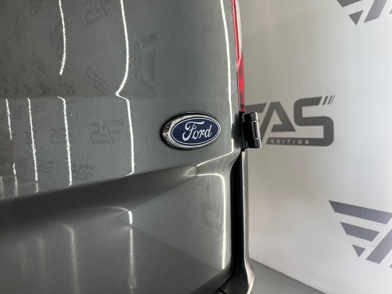 Imagen 28 del Ford Tourneo Custom en Auto Select Edition, Figueres