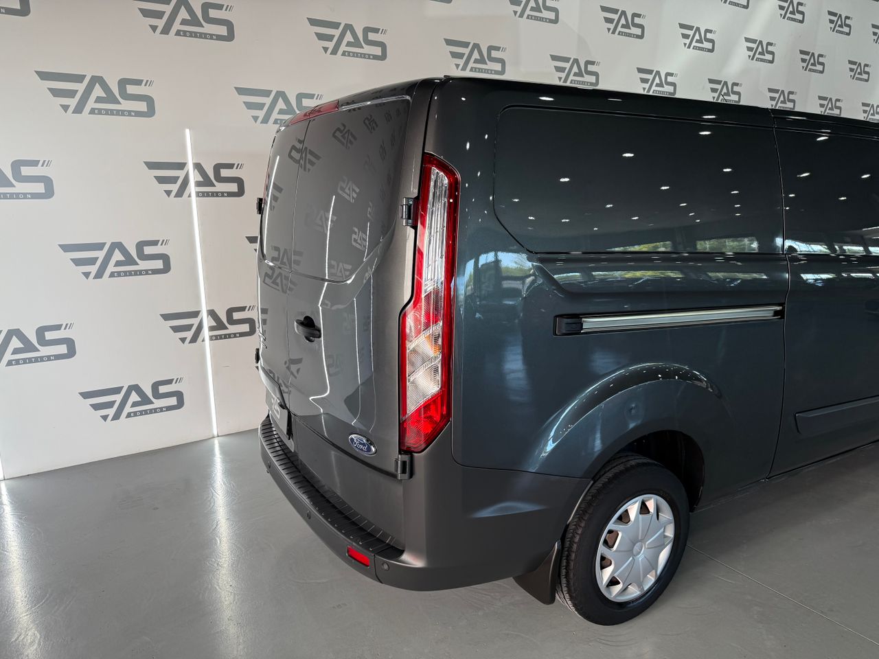 Imagen 37 del Ford Tourneo Custom en Auto Select Edition, Figueres