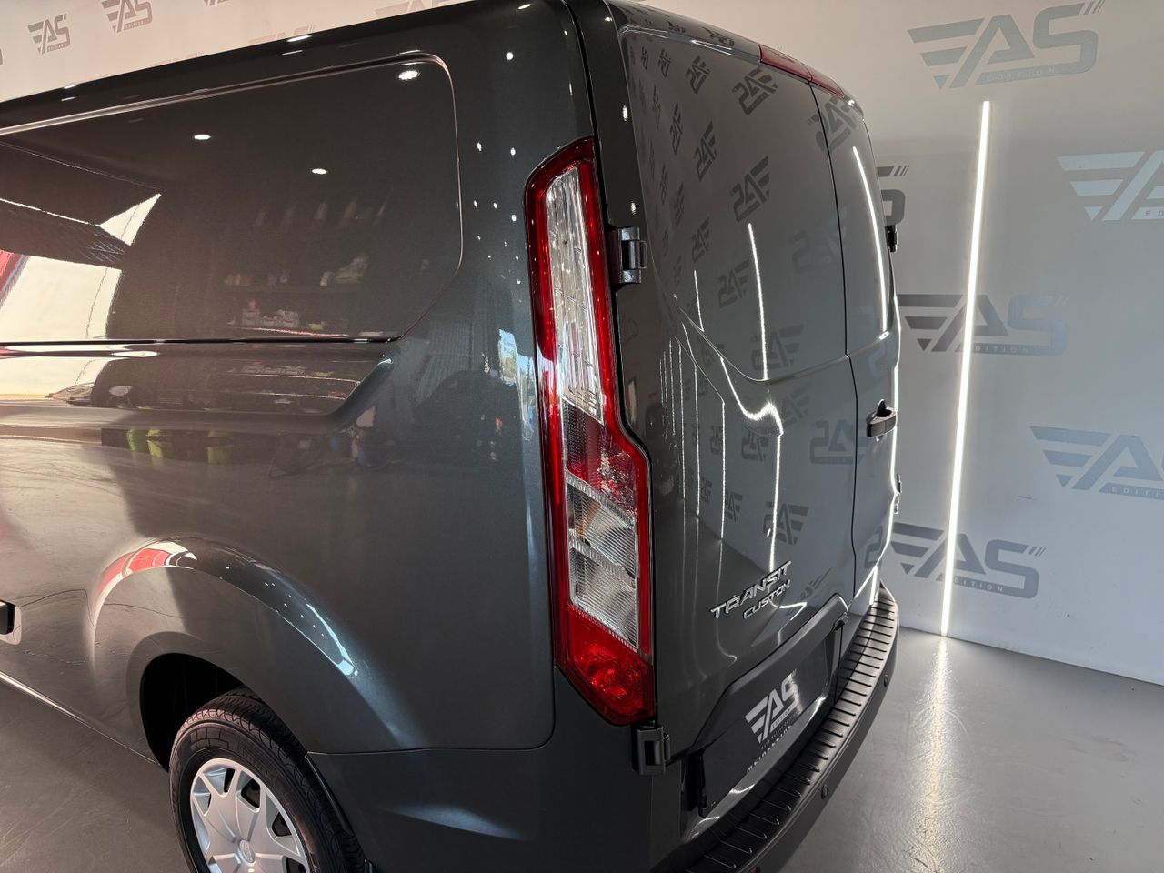 Imagen 24 del Ford Tourneo Custom en Auto Select Edition, Figueres