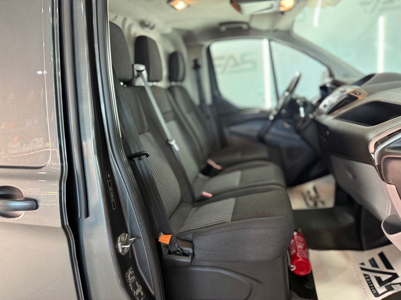 Imagen 138 del Ford Tourneo Custom en Auto Select Edition, Figueres