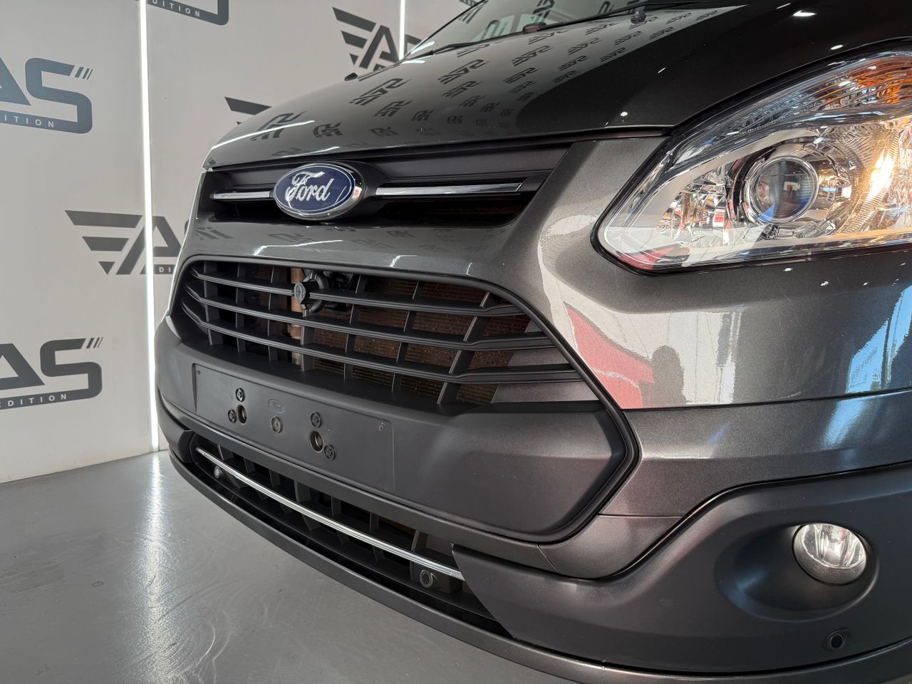 Imagen 12 del Ford Tourneo Custom en Auto Select Edition, Figueres