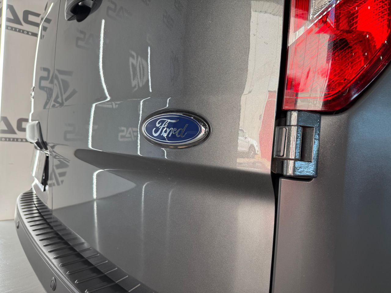 Imagen 31 del Ford Tourneo Custom en Auto Select Edition, Figueres