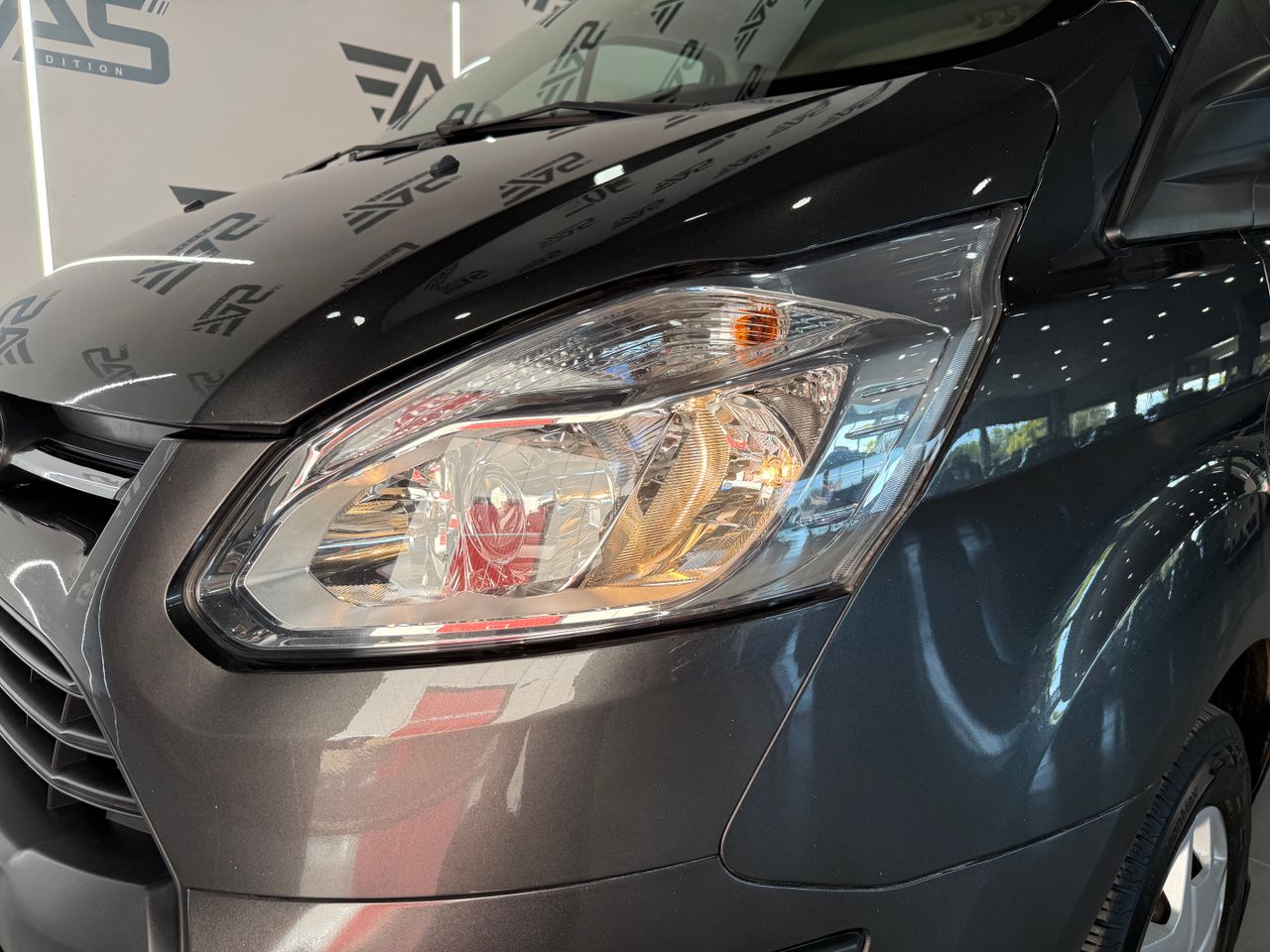 Imagen 11 del Ford Tourneo Custom en Auto Select Edition, Figueres
