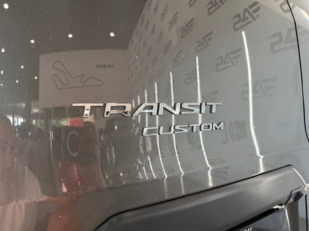 Imagen 26 del Ford Tourneo Custom en Auto Select Edition, Figueres