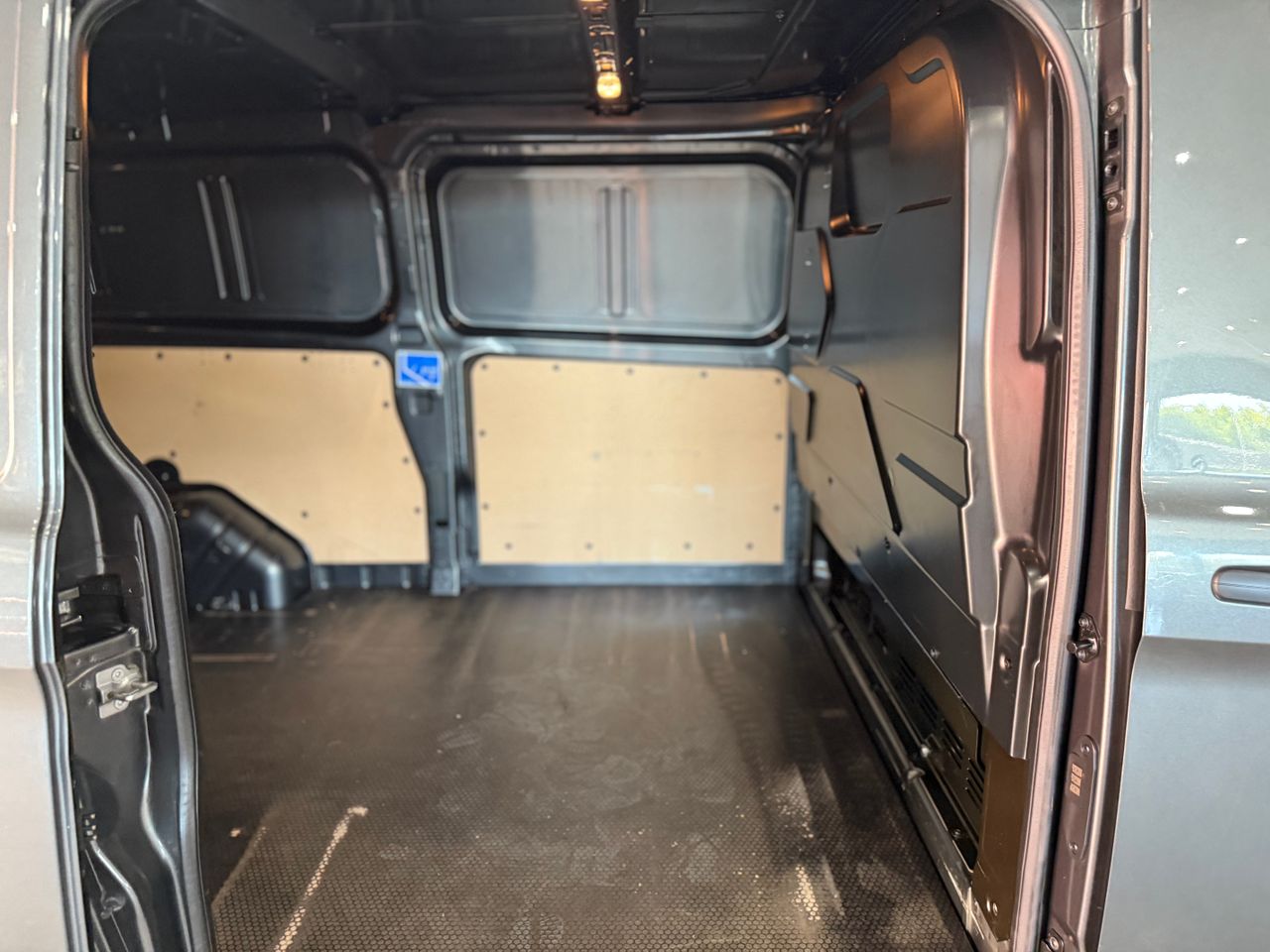 Imagen 157 del Ford Tourneo Custom en Auto Select Edition, Figueres