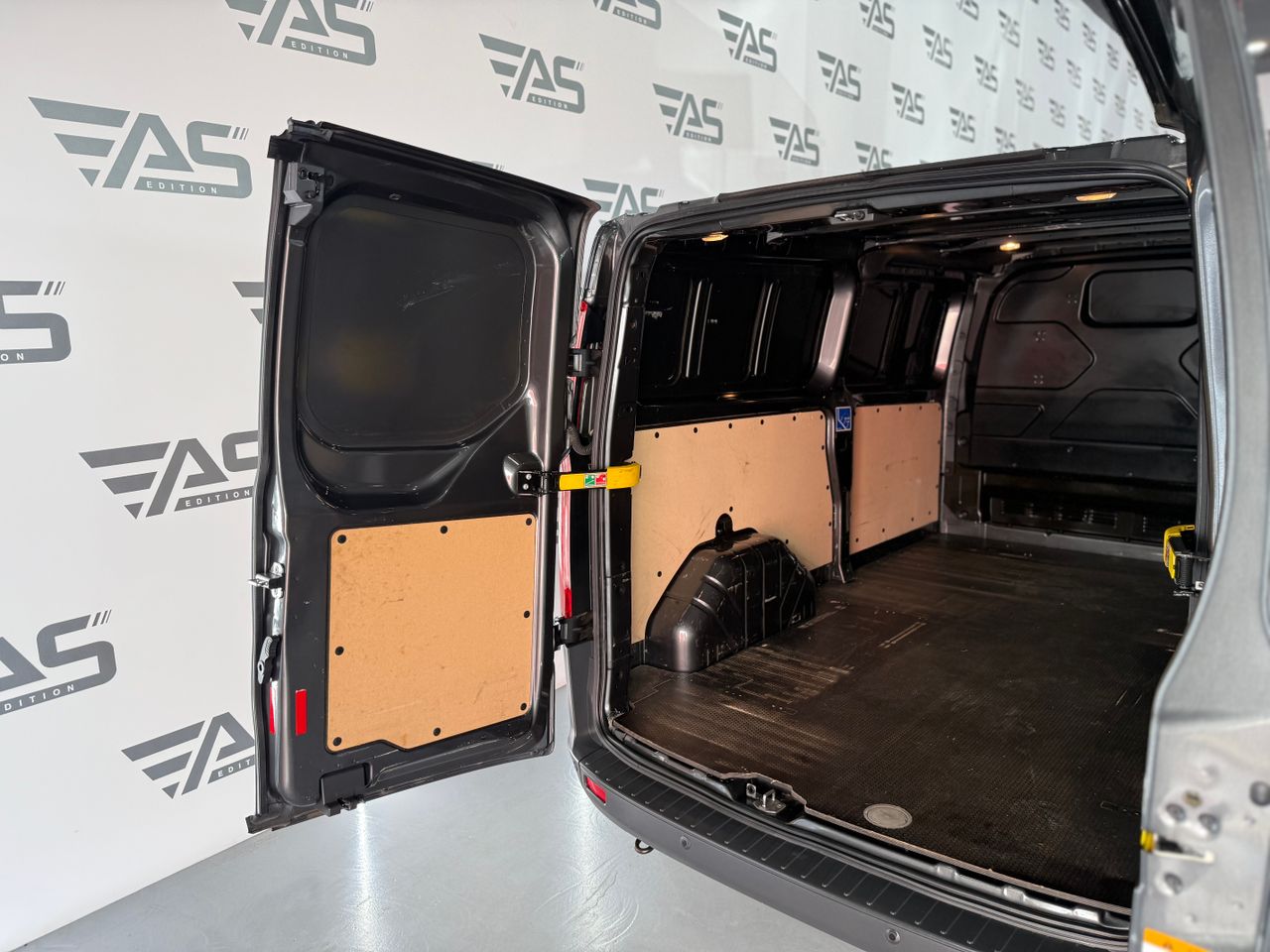 Imagen 162 del Ford Tourneo Custom en Auto Select Edition, Figueres
