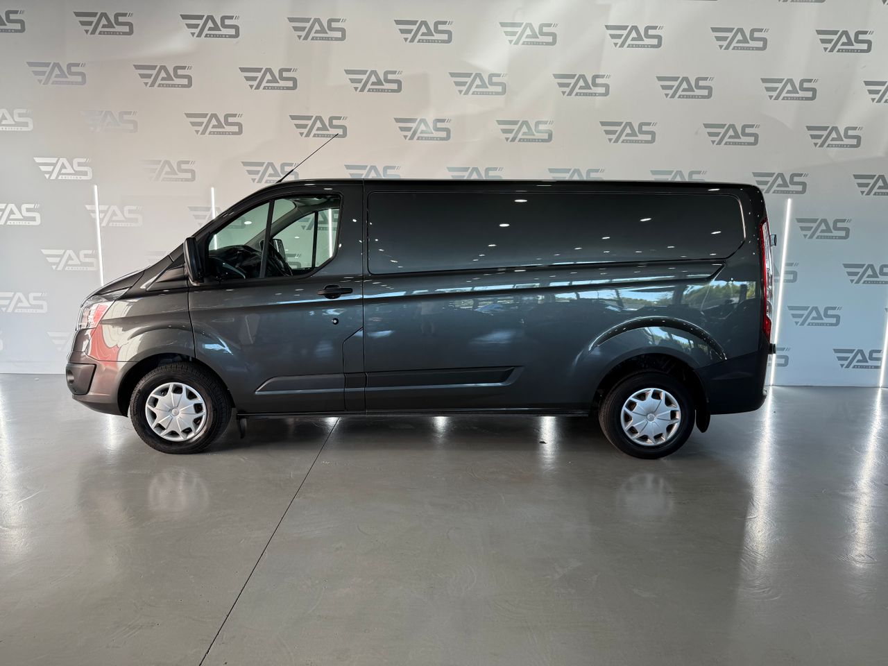 Imagen 6 del Ford Tourneo Custom en Auto Select Edition, Figueres