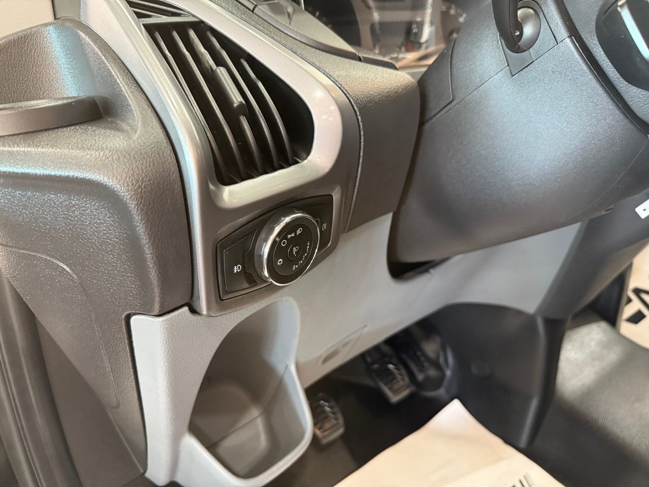 Imagen 90 del Ford Tourneo Custom en Auto Select Edition, Figueres