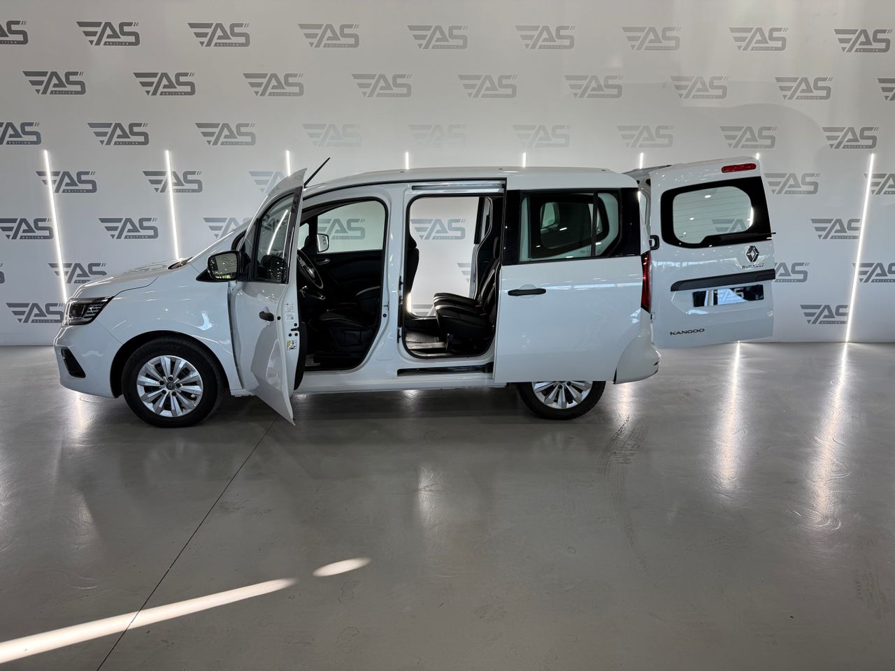 Imagen 8 del Renault Kangoo Combi en Auto Select Edition, Figueres