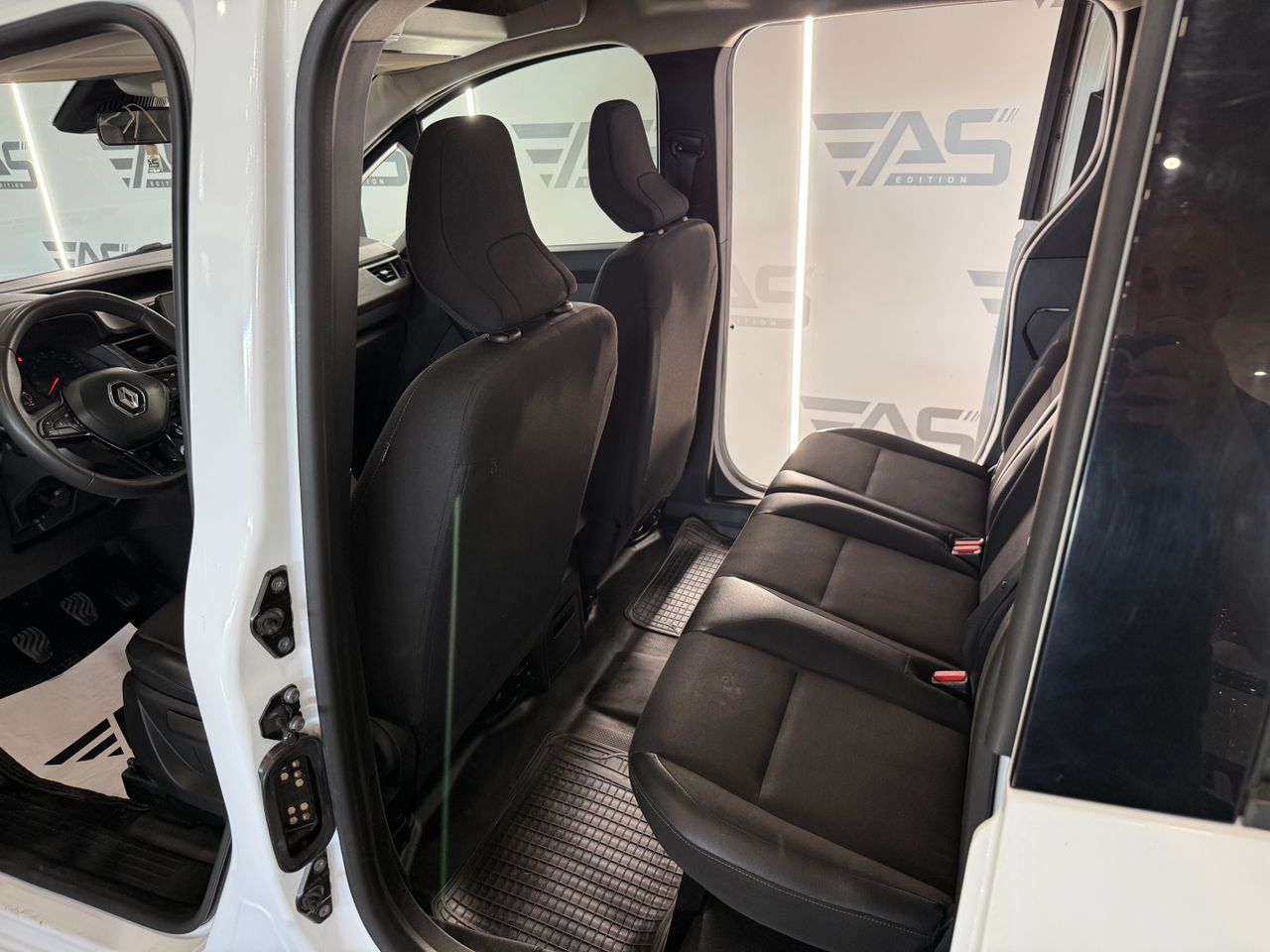 Imagen 119 del Renault Kangoo Combi en Auto Select Edition, Figueres