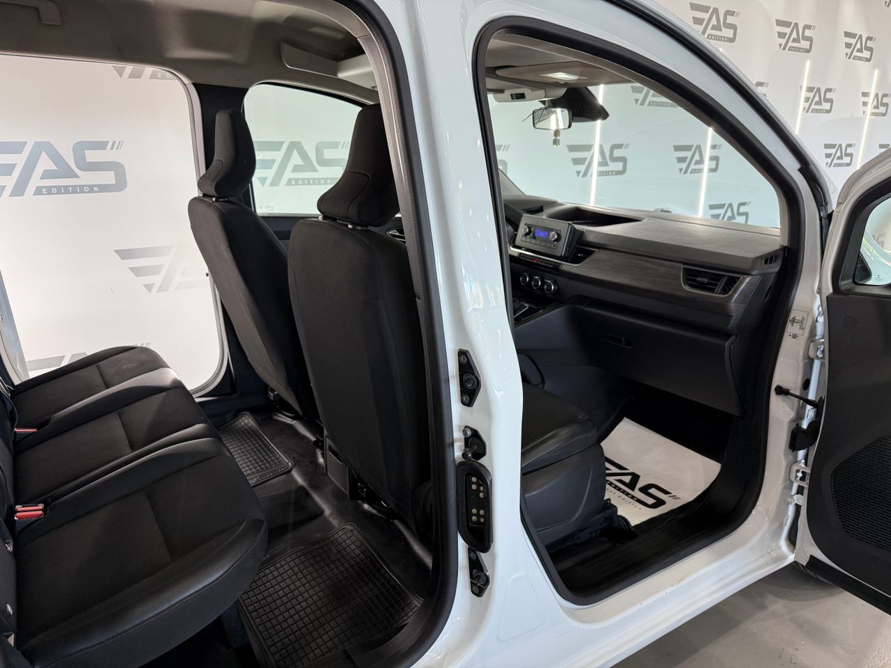 Imagen 75 del Renault Kangoo Combi en Auto Select Edition, Figueres