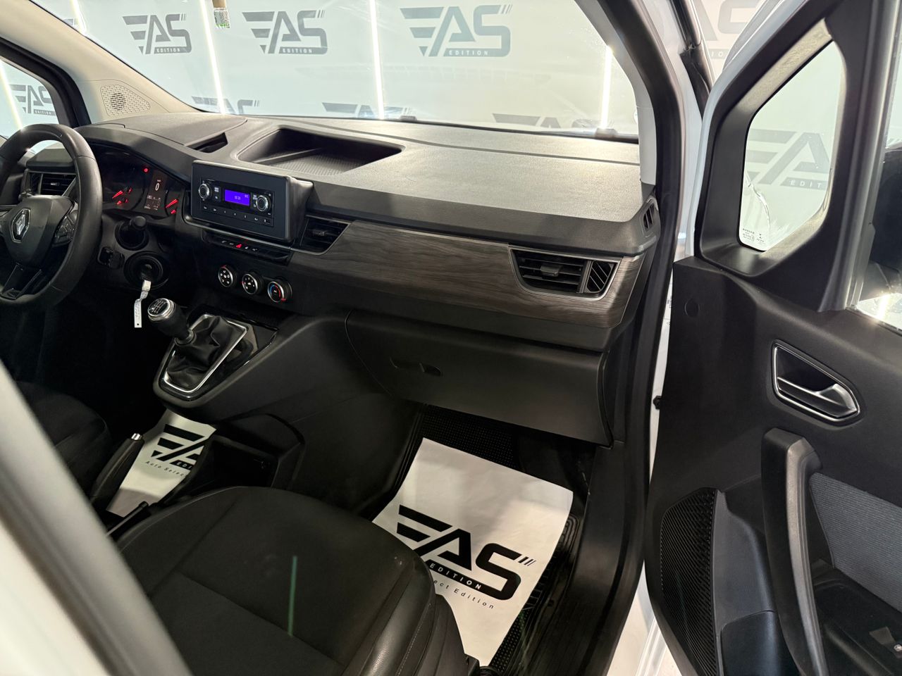 Imagen 107 del Renault Kangoo Combi en Auto Select Edition, Figueres