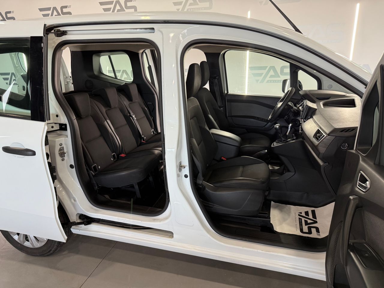 Imagen 74 del Renault Kangoo Combi en Auto Select Edition, Figueres