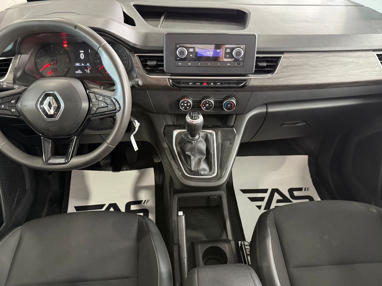 Imagen 127 del Renault Kangoo Combi en Auto Select Edition, Figueres